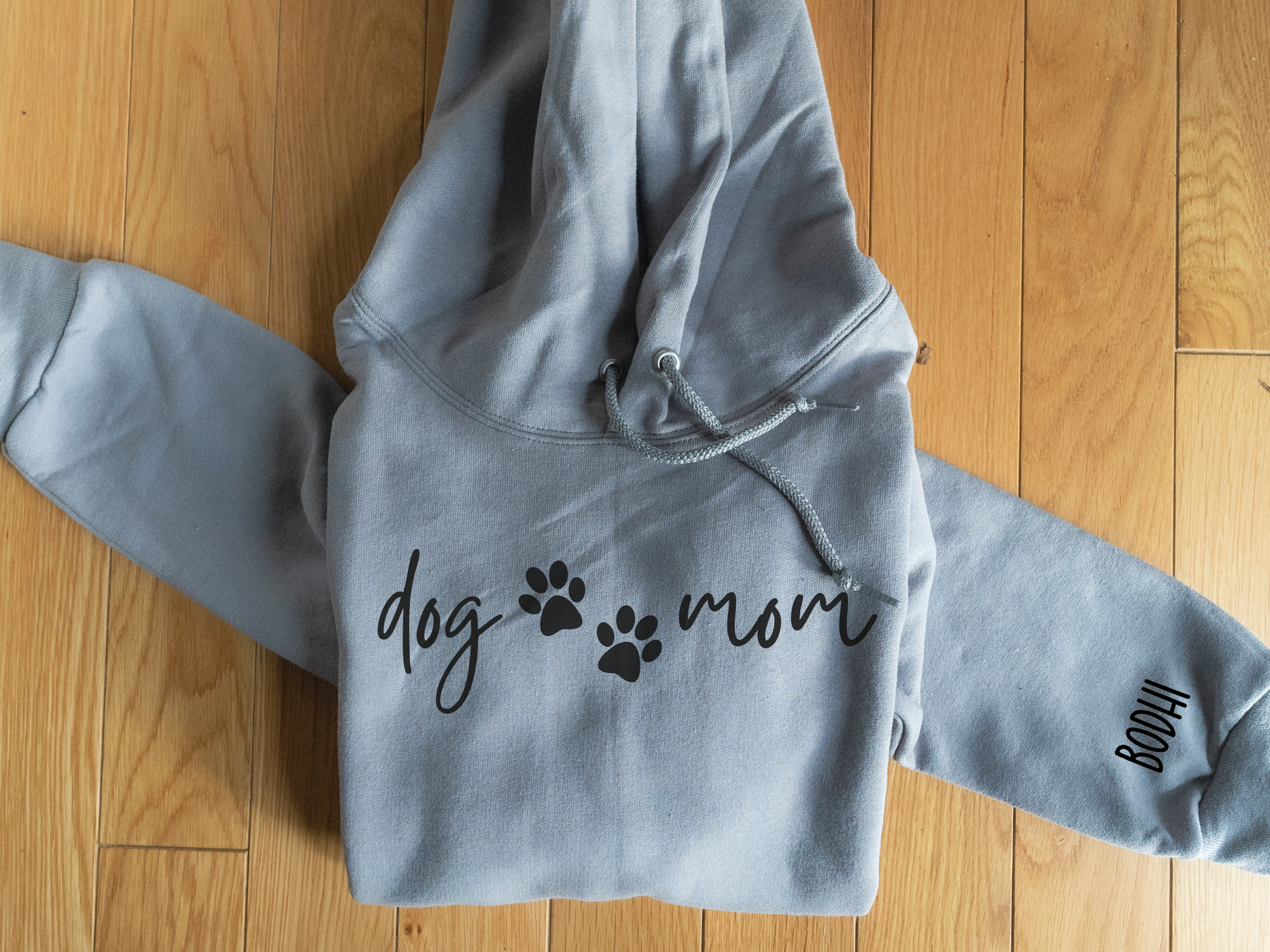 Dog mom sweatshirt, personalized sweatshirt for dog moms, custom dog mom sweatshirt, dog mom apparel, gifts for dog moms, apparel for dog moms