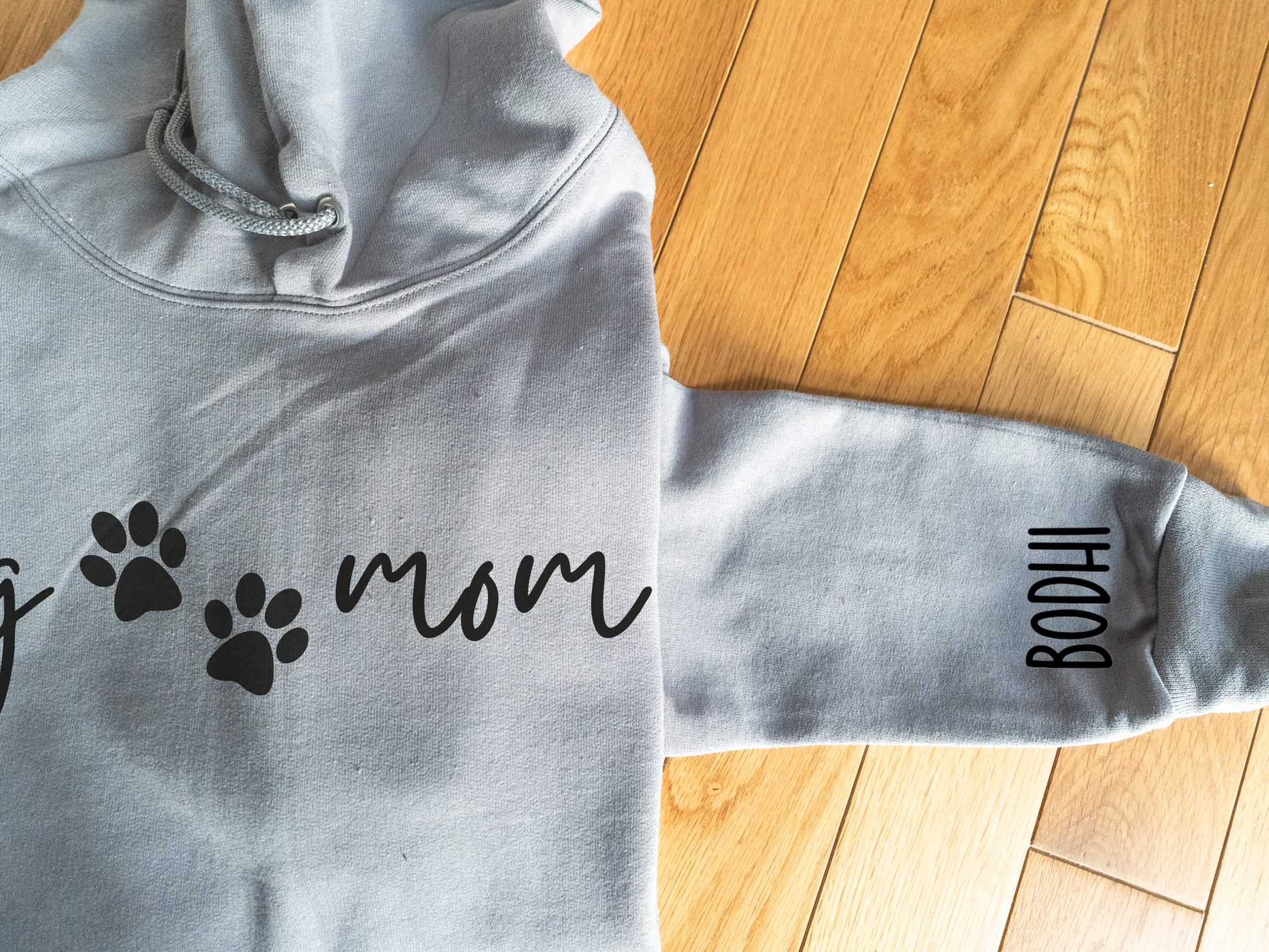 Dog mom sweatshirt, personalized sweatshirt for dog moms, custom dog mom sweatshirt, dog mom apparel, gifts for dog moms, apparel for dog moms