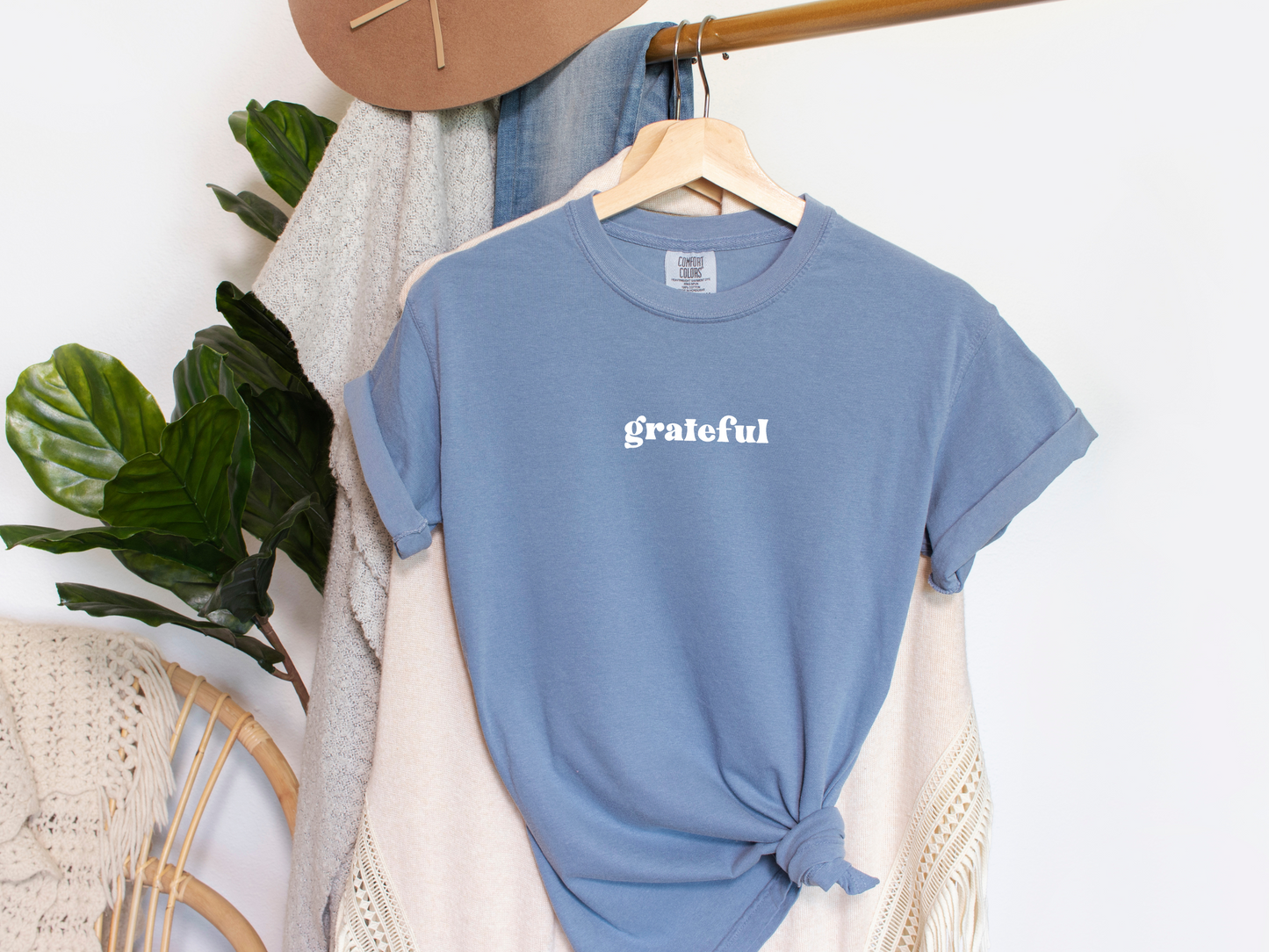 Blue Short Sleeved Shirt with the word grateful in the center, minimalist shirt, positive shirt, mindfulness shirt