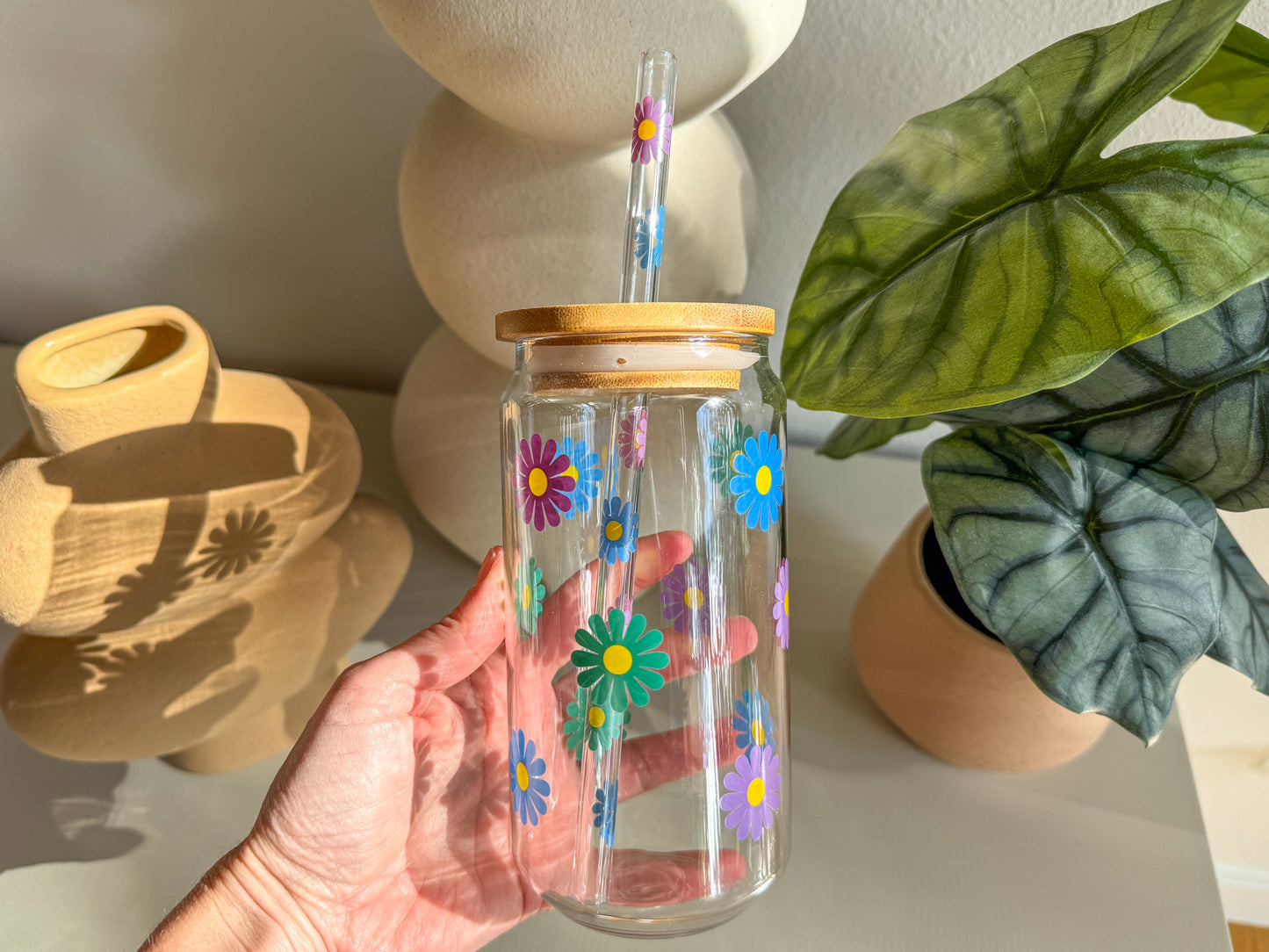 Daisy Glass Cup with Lid and Glass Straw, Dishwasher Safe