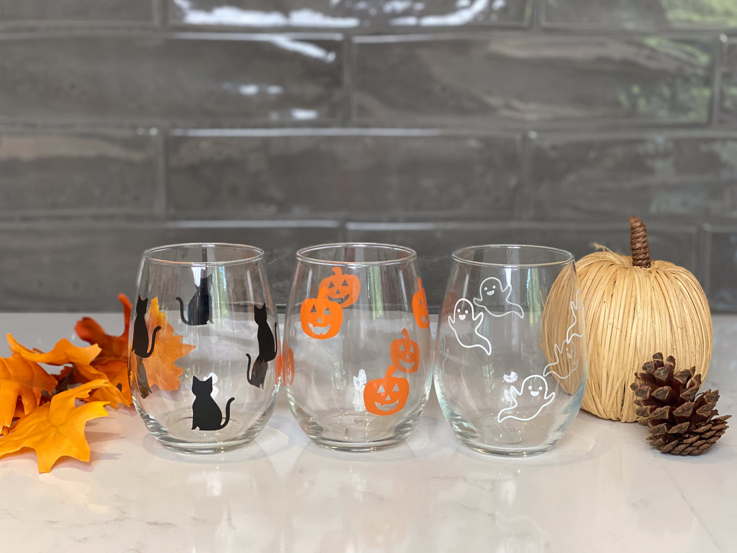 Halloween Wine Glasses, Cute 15oz Stemless Wine Glass